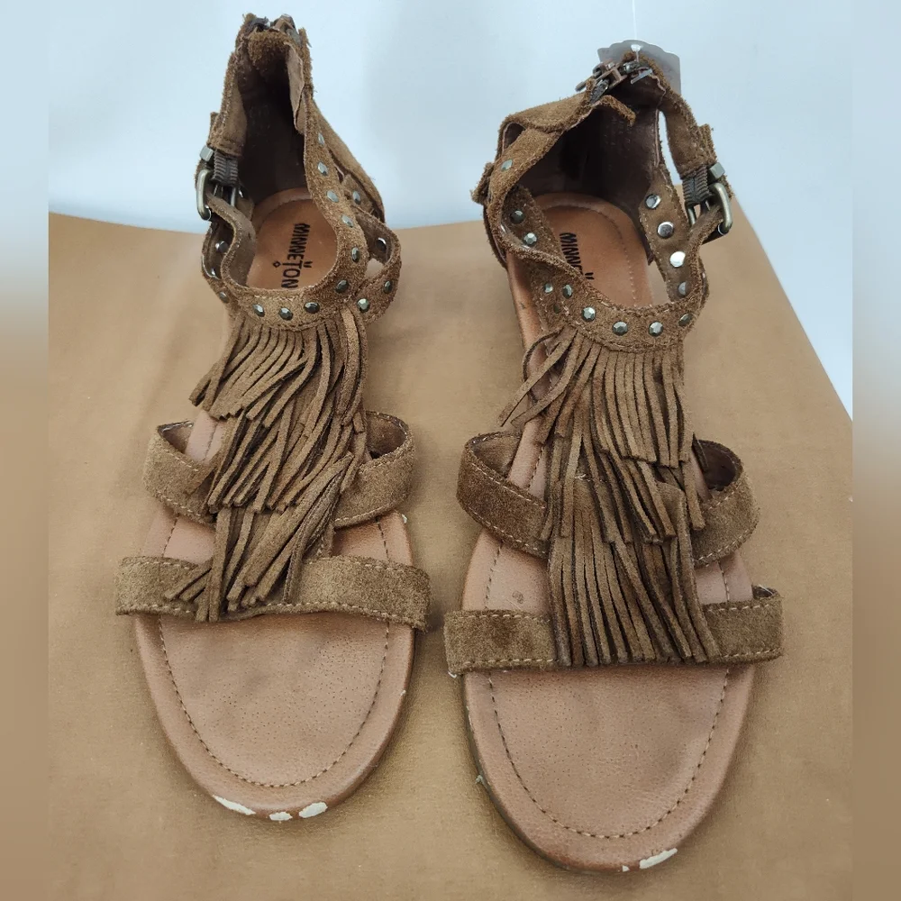 Minnetonka Leather Fringe Sandals Low Wedge Women's Size 8